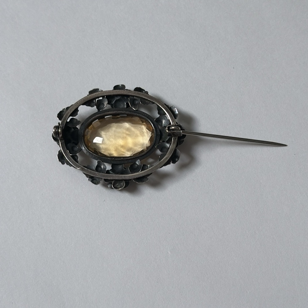 Vintage sterling silver rose frame yellow oval stone brooch pin - Picture 6 of 9